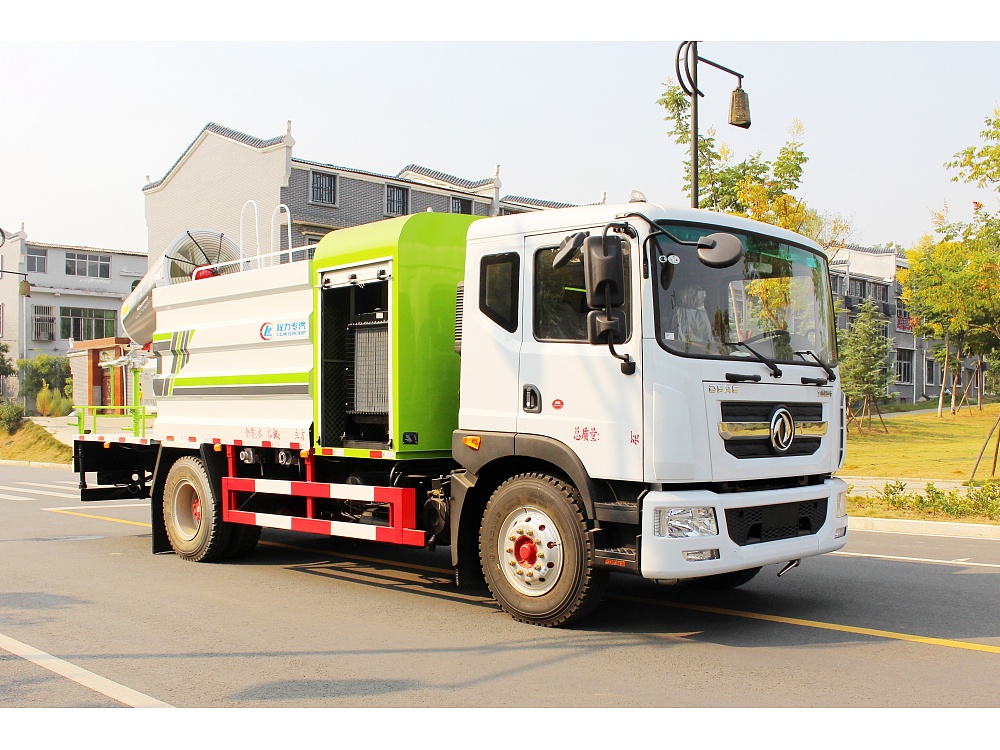 东风多利卡D9雾炮车(国六10立方/50-100米雾炮)