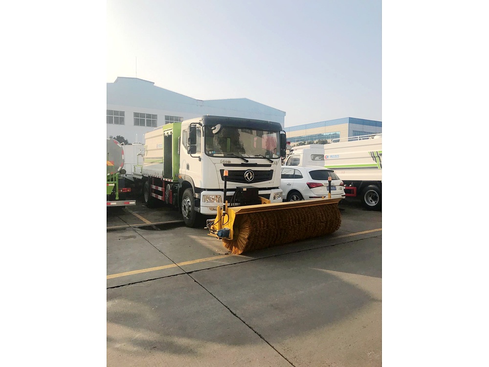 东风华神T5喷雾雾炮车(国六10立方/50-100米雾炮)